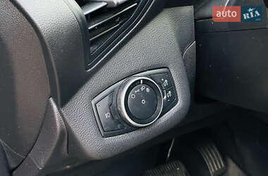 Минивэн Ford C-Max 2016 в 