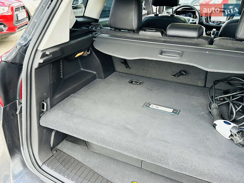 Минивэн Ford C-Max 2016 в Харькове