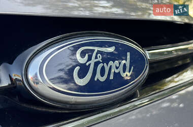 Минивэн Ford C-Max 2013 в 