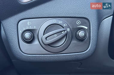 Минивэн Ford C-Max 2013 в 