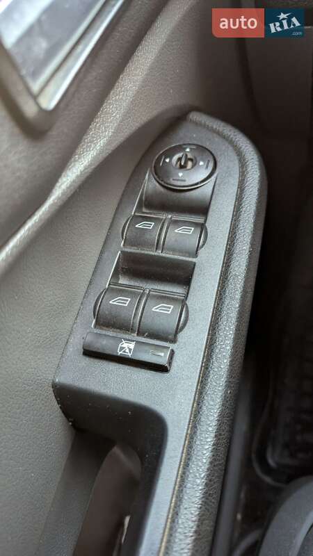 Минивэн Ford C-Max 2003 в Василькове