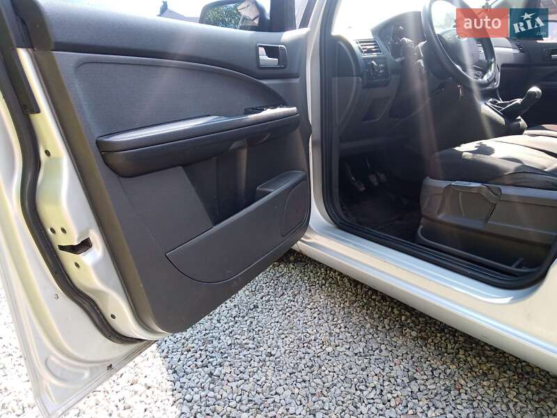 Мінівен Ford C-Max 2005 в Сумах
