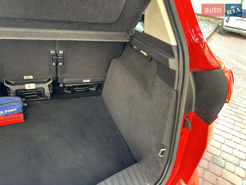 Мінівен Ford C-Max 2016 в Івано-Франківську