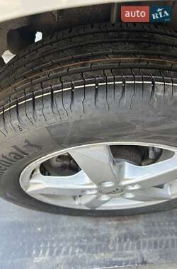 Мінівен Ford C-Max 2012 в 