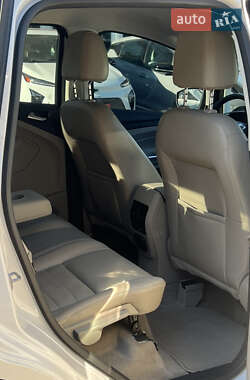 Минивэн Ford C-Max 2013 в 