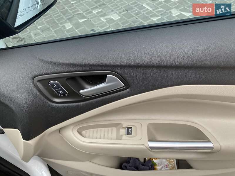 Минивэн Ford C-Max 2017 в Одессе фото 16 Минивэн Ford C-Max 2017 в Одессе