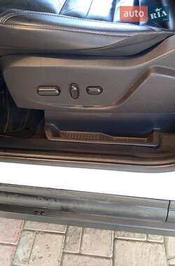 Минивэн Ford C-Max 2016 в 