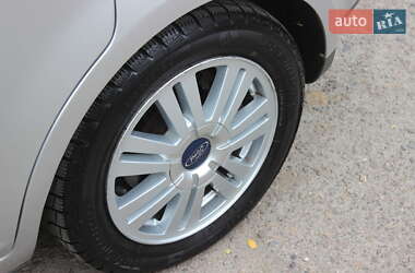 Минивэн Ford C-Max 2006 в 