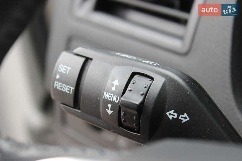 Минивэн Ford C-Max 2006 в Днепре