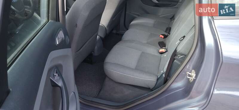 Минивэн Ford C-Max 2012 в Остроге