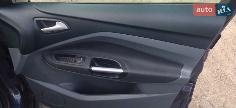 Минивэн Ford C-Max 2012 в Остроге