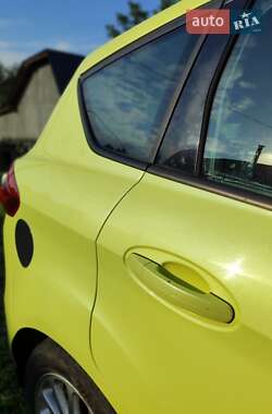 Мінівен Ford C-Max 2012 в 