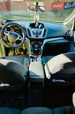 Мінівен Ford C-Max 2012 в 