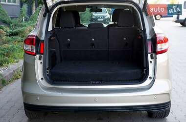 Минивэн Ford C-Max 2017 в 
