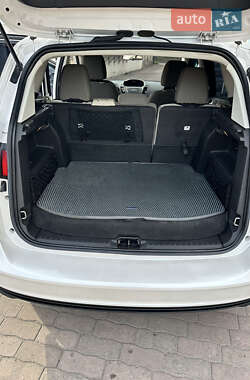 Мінівен Ford C-Max 2012 в 