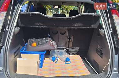 Мінівен Ford C-Max 2005 в 