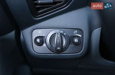 Минивэн Ford C-Max 2012 в 