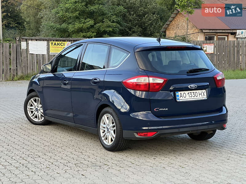 Минивэн Ford C-Max 2013 в Сваляве