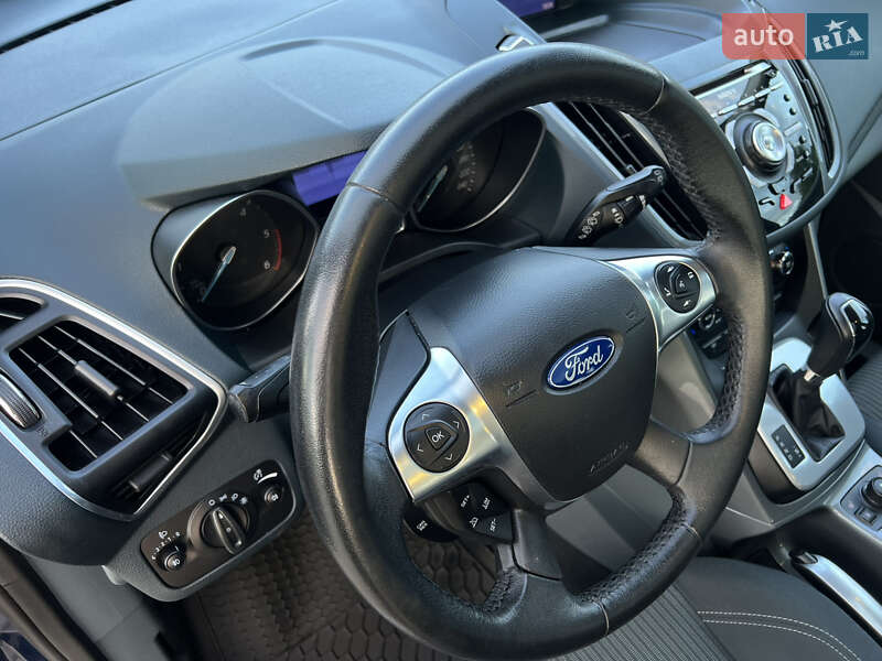 Минивэн Ford C-Max 2013 в Сваляве