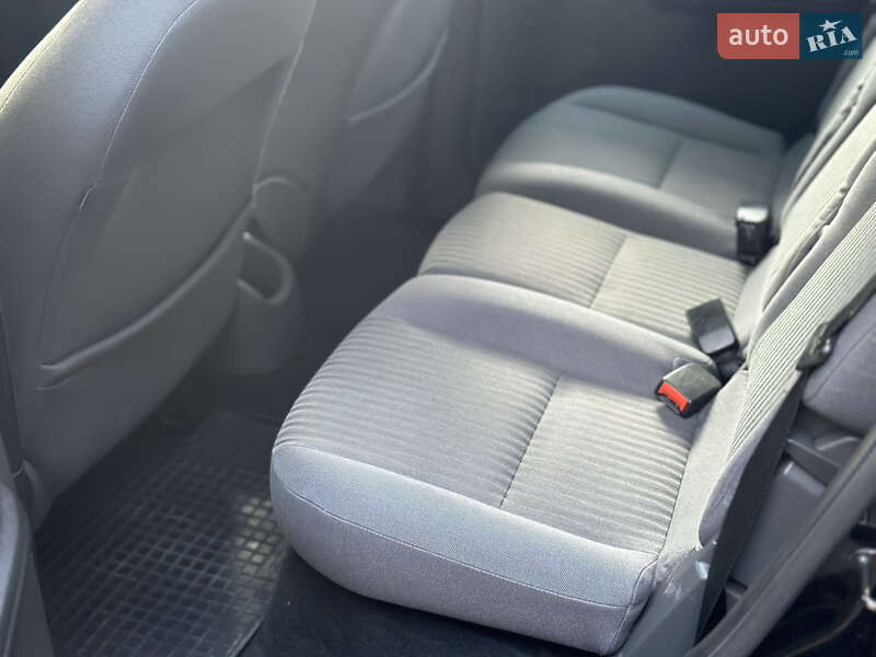 Минивэн Ford C-Max 2005 в Виннице