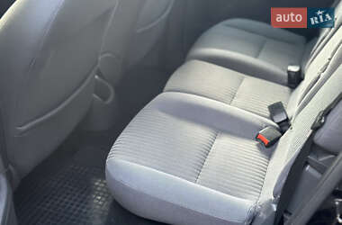 Мінівен Ford C-Max 2005 в 