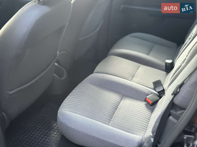 Минивэн Ford C-Max 2005 в Виннице