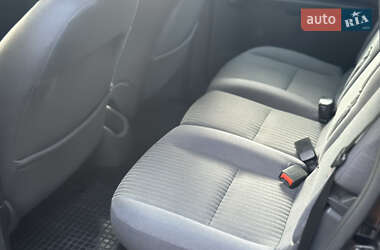Мінівен Ford C-Max 2005 в 