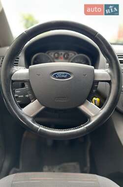 Минивэн Ford C-Max 2009 в 