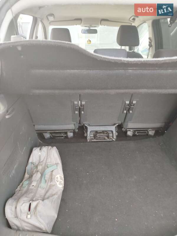 Мінівен Ford C-Max 2009 в Синельниковому