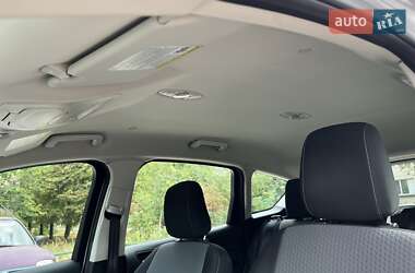 Минивэн Ford C-Max 2017 в 
