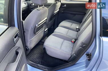 Мінівен Ford C-Max 2006 в 