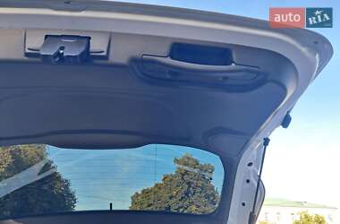 Минивэн Ford C-Max 2019 в 