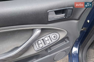 Мінівен Ford C-Max 2008 в 