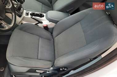 Мінівен Ford C-Max 2011 в 