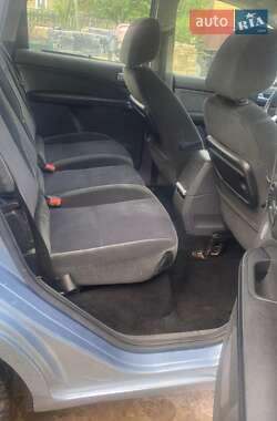 Мінівен Ford C-Max 2004 в 