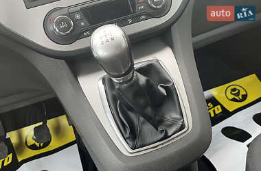 Мінівен Ford C-Max 2010 в  фото 18 Мінівен Ford C-Max 2010 в