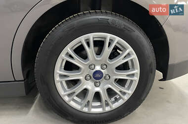 Мінівен Ford C-Max 2015 в 