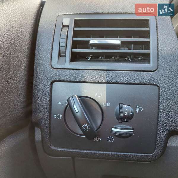 Мінівен Ford C-Max 2008 в Луцьку фото 10 Мінівен Ford C-Max 2008 в Луцьку