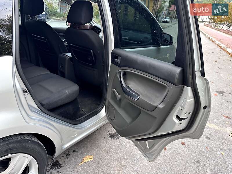Минивэн Ford C-Max 2010 в Теребовле фото 21 Минивэн Ford C-Max 2010 в Теребовле
