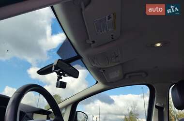 Мінівен Ford C-Max 2013 в 