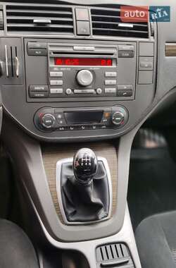 Мінівен Ford C-Max 2010 в 