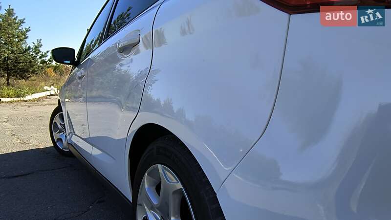 Минивэн Ford C-Max 2010 в Золочеве