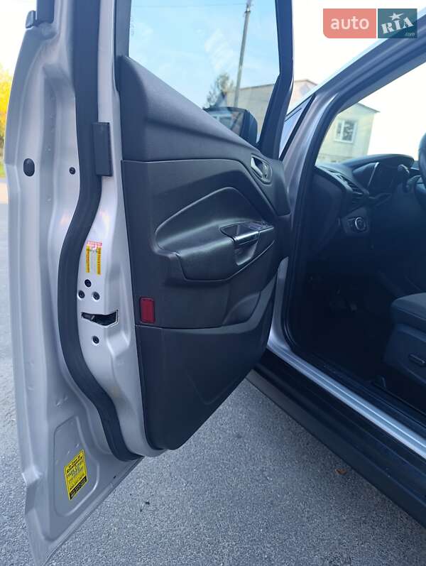 Минивэн Ford C-Max 2017 в Хмельницком фото 13 Минивэн Ford C-Max 2017 в Хмельницком