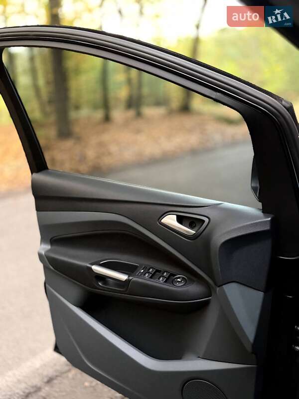 Минивэн Ford C-Max 2010 в Луцке