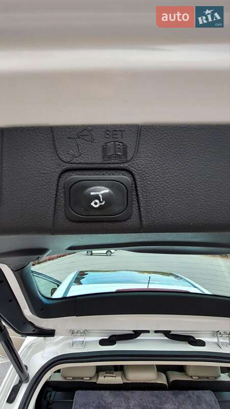 Минивэн Ford C-Max 2015 в Днепре фото 20 Минивэн Ford C-Max 2015 в Днепре