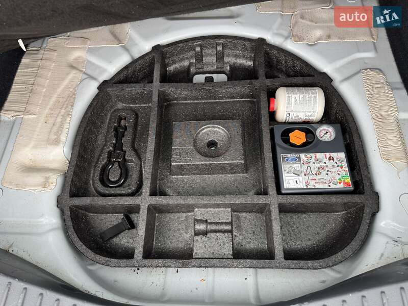 Мінівен Ford C-Max 2015 в Радивиліві фото 21 Мінівен Ford C-Max 2015 в Радивиліві