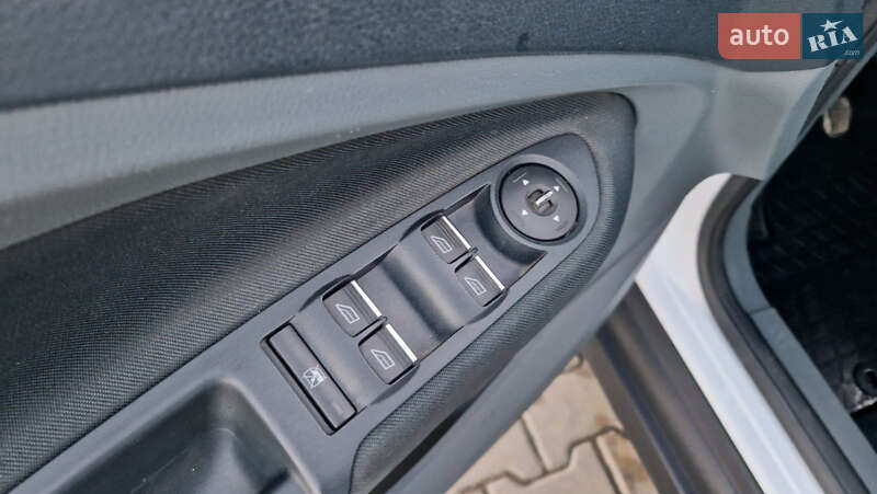 Мінівен Ford C-Max 2013 в Новій Ушиці фото 7 Мінівен Ford C-Max 2013 в Новій Ушиці