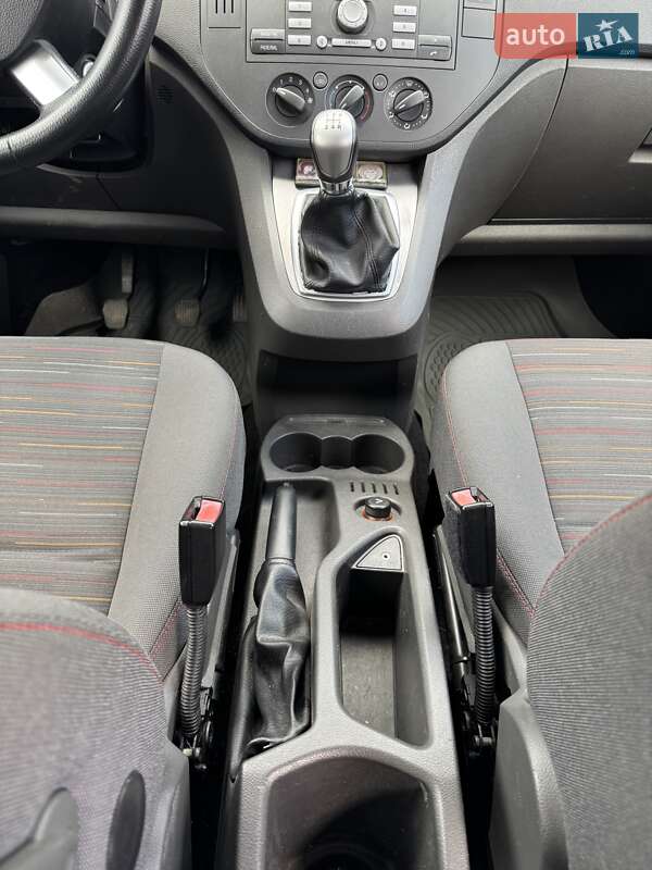 Мінівен Ford C-Max 2010 в Києві фото 11 Мінівен Ford C-Max 2010 в Києві