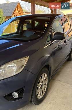 Минивэн Ford C-Max 2010 в Косове