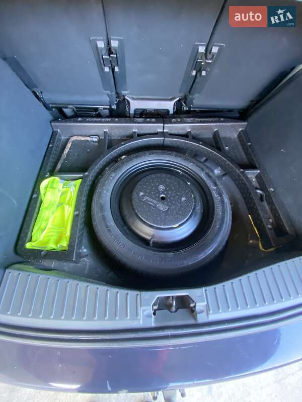 Мінівен Ford C-Max 2010 в Косові фото 13 Мінівен Ford C-Max 2010 в Косові